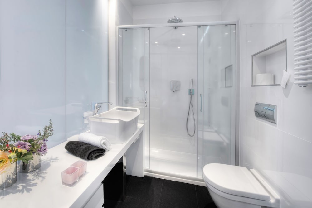 Riva Luxury Suites 47/50