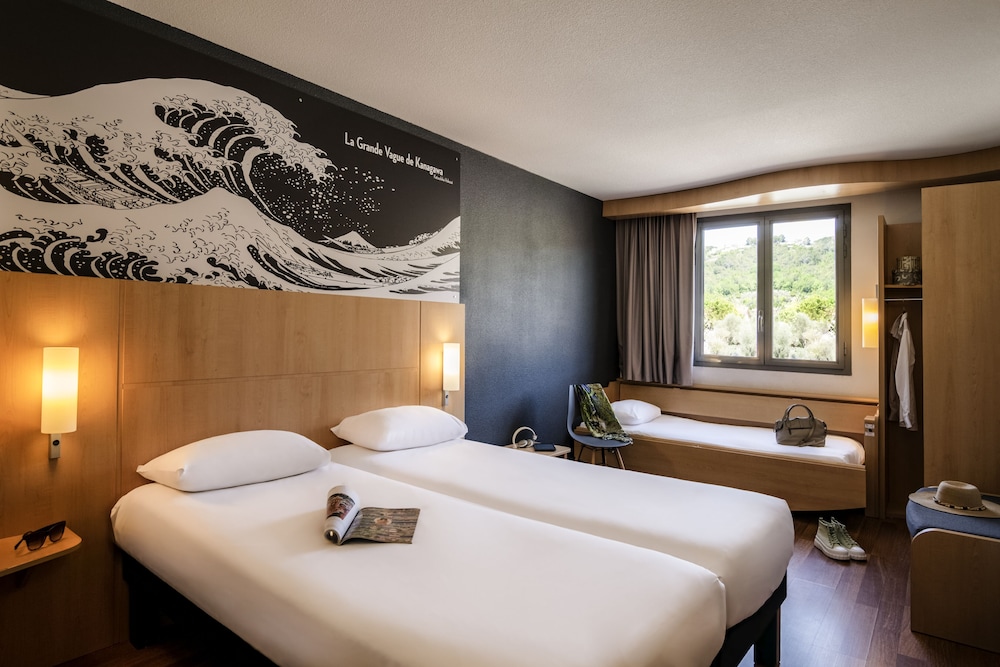 Ibis Cannes Mouans Sartoux 5/18
