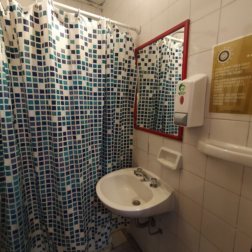 Play Hostel Arcos (ex Hostel Suites Palermo) 56/59