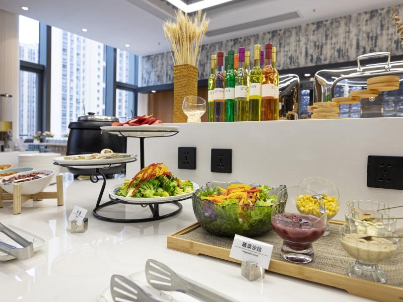 GreenTree Eastern Suzhou Dushu Lake Guoyuan Road Subway Station Hotel 60/67
