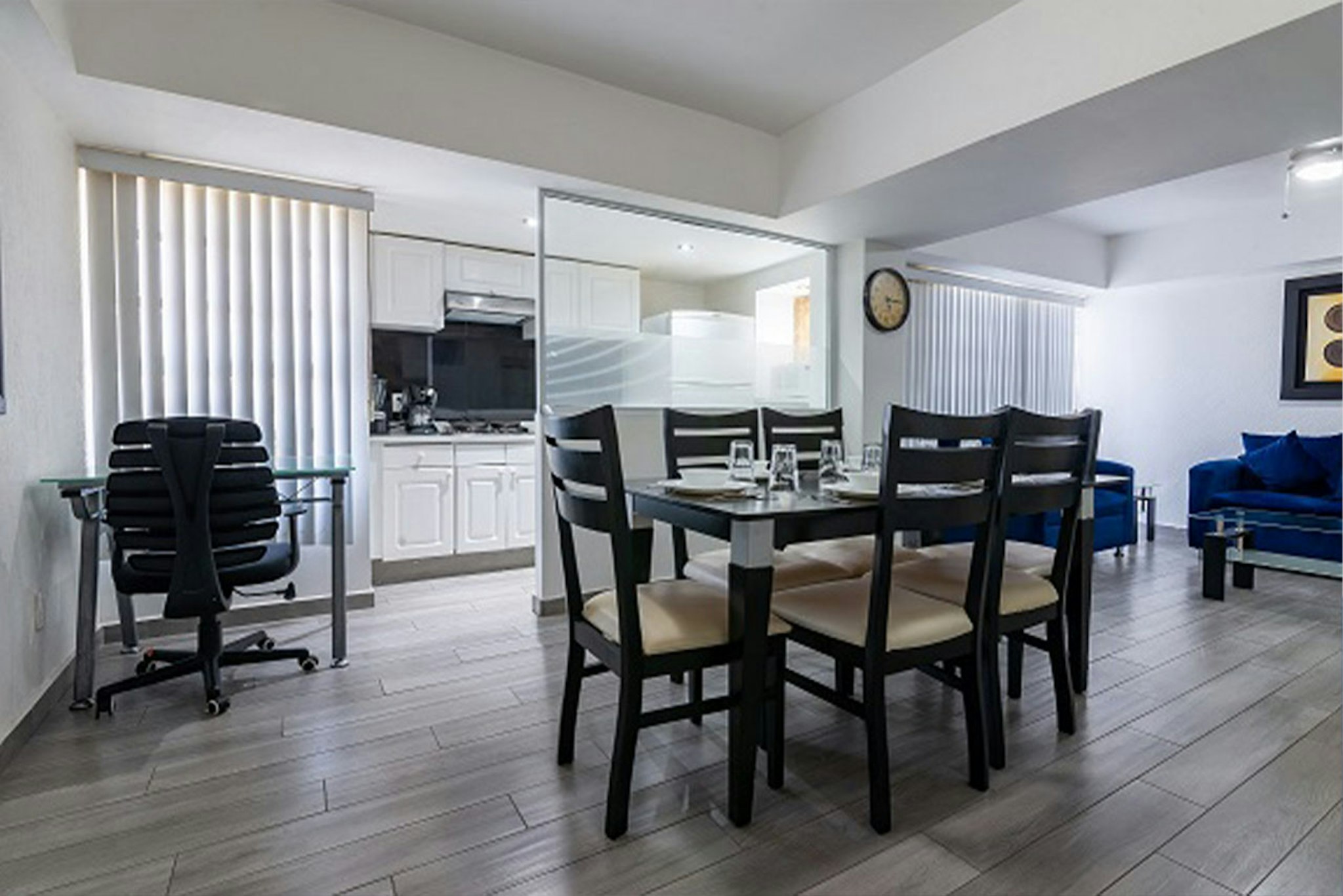 European Life Style Executive Suites Gallery 37/50