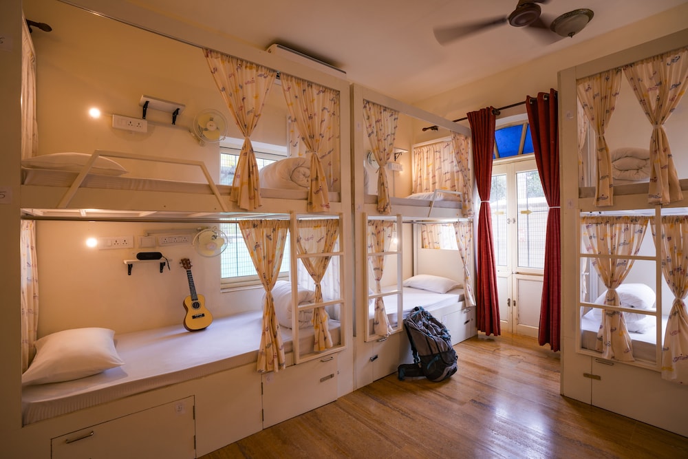 Mixed Dorm, 16 Beds