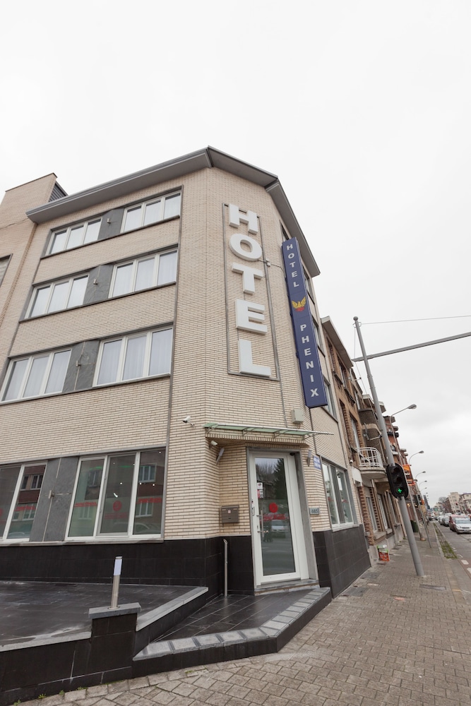 Hotel Phenix 59/74