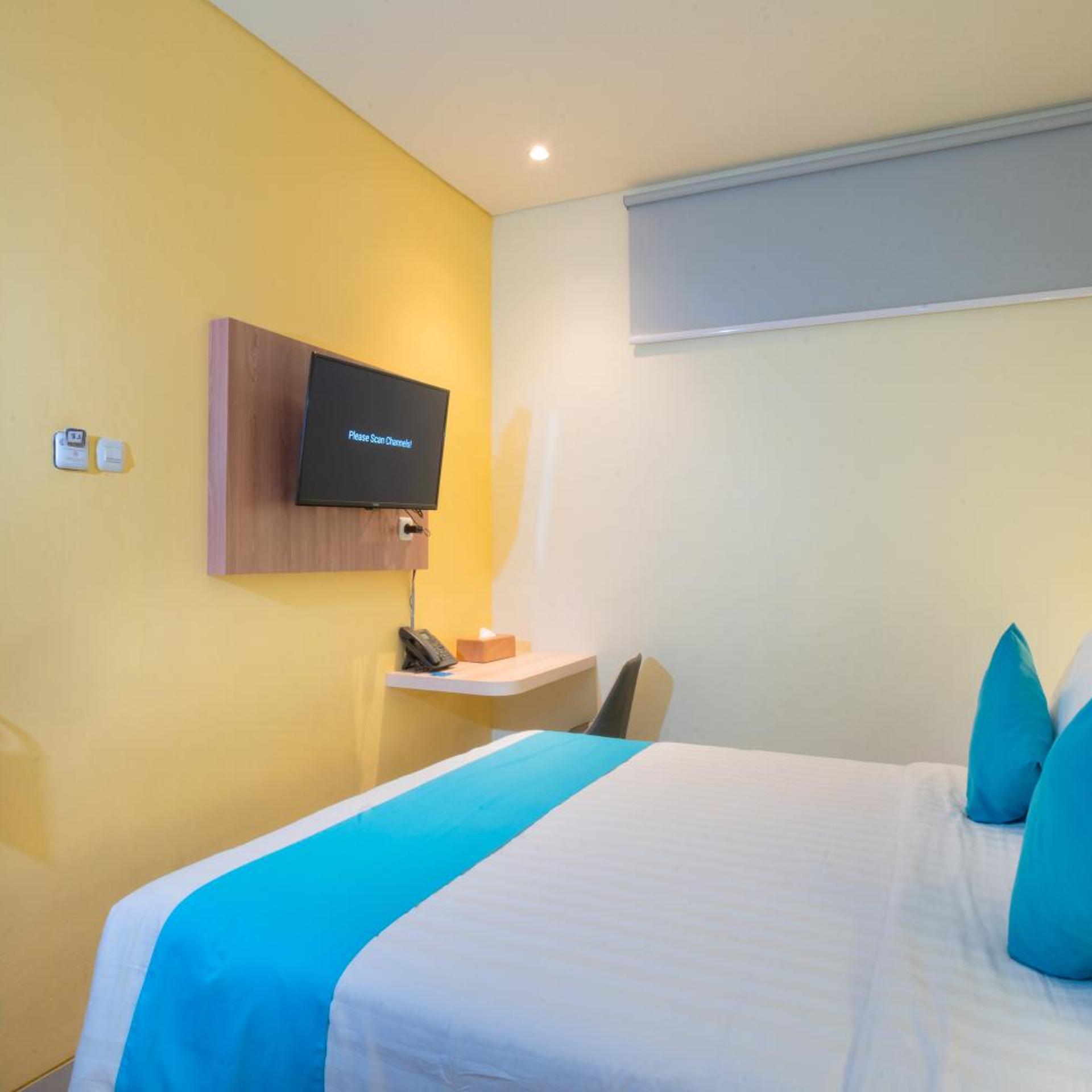 Studio, Single, Double Bed, No Window