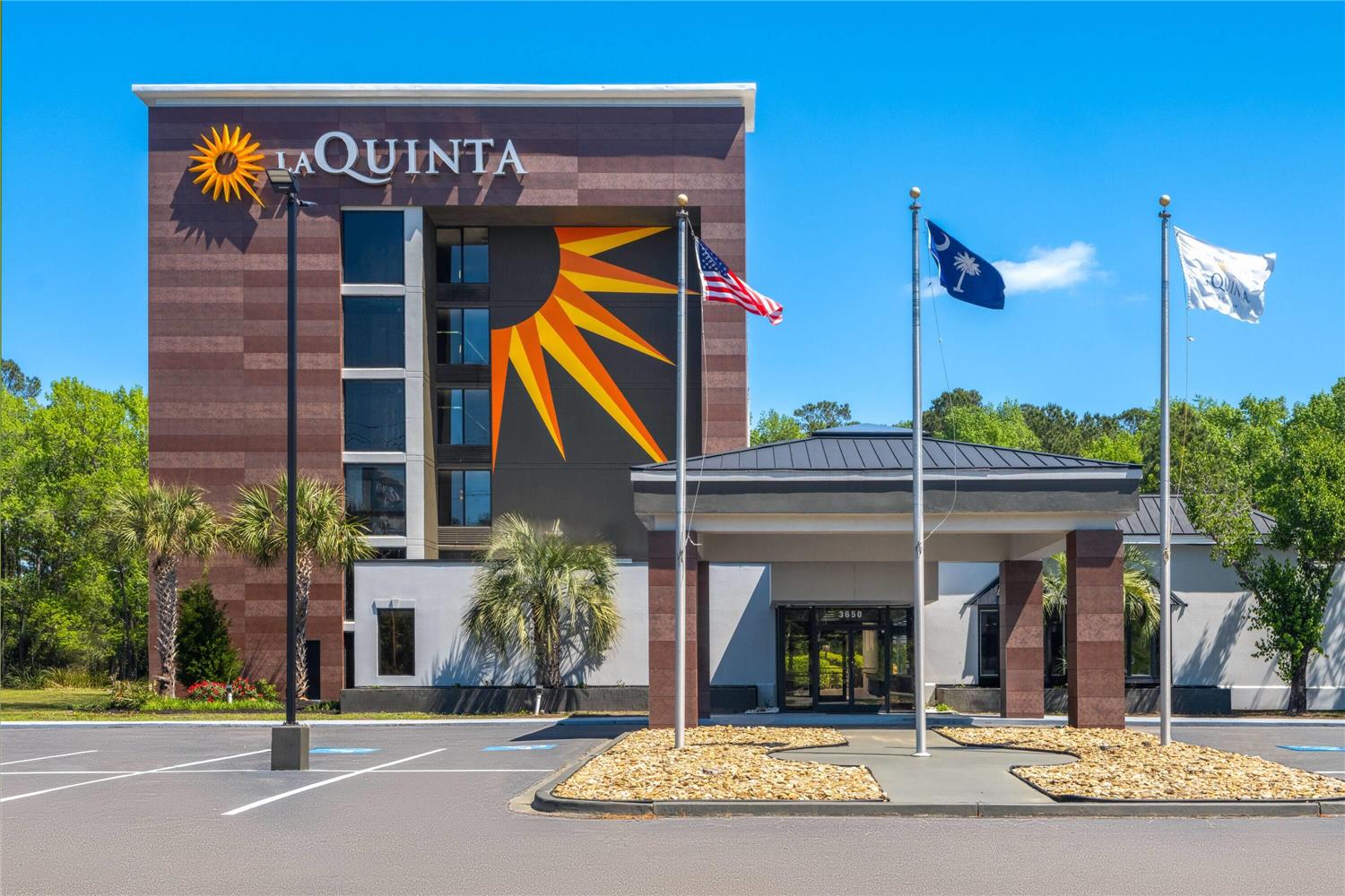La Quinta Inn & Suites by Wyndham Myrtle Beach 3/26