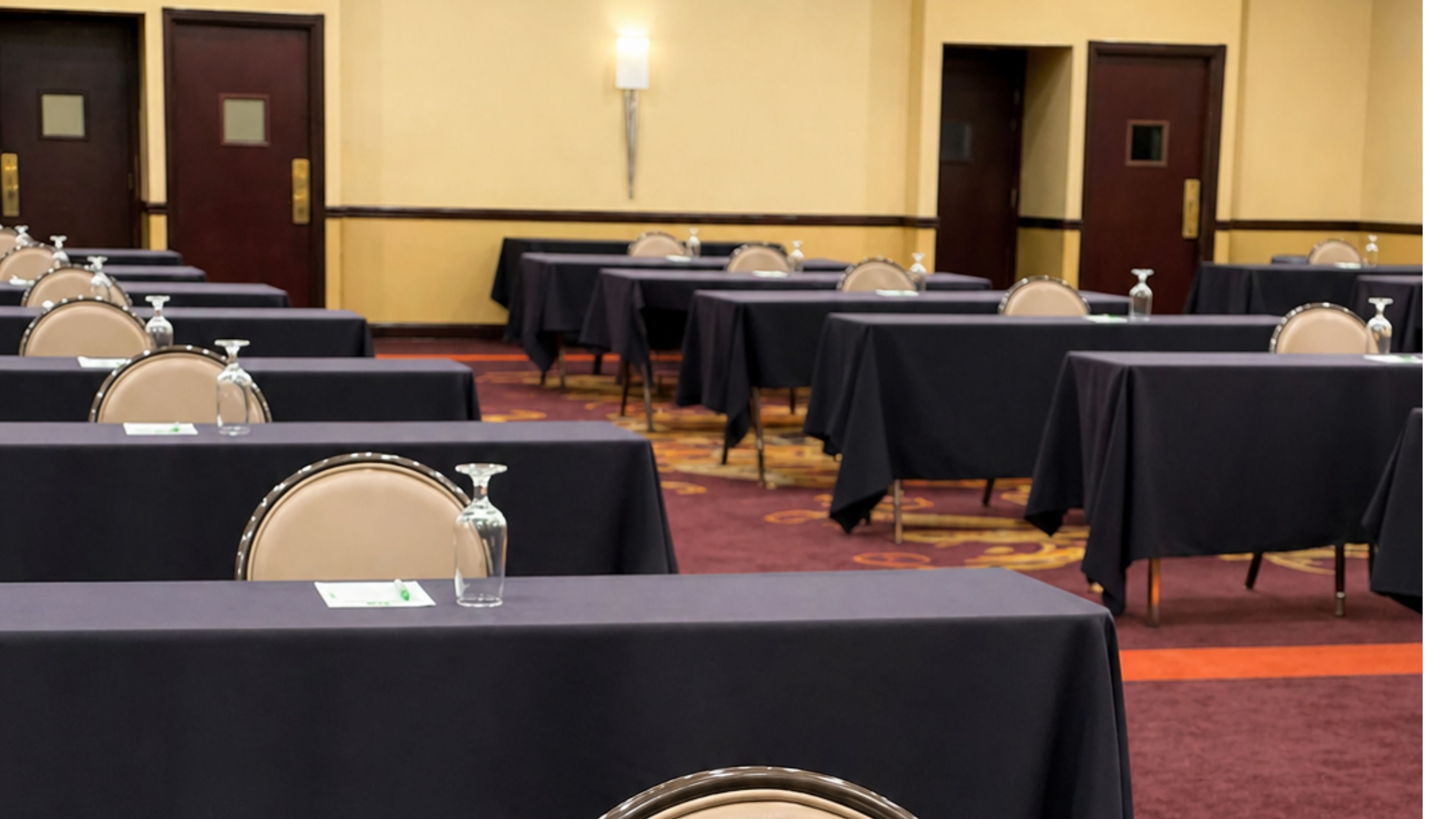 Holiday Inn Youngstown-South Boardman 22/25