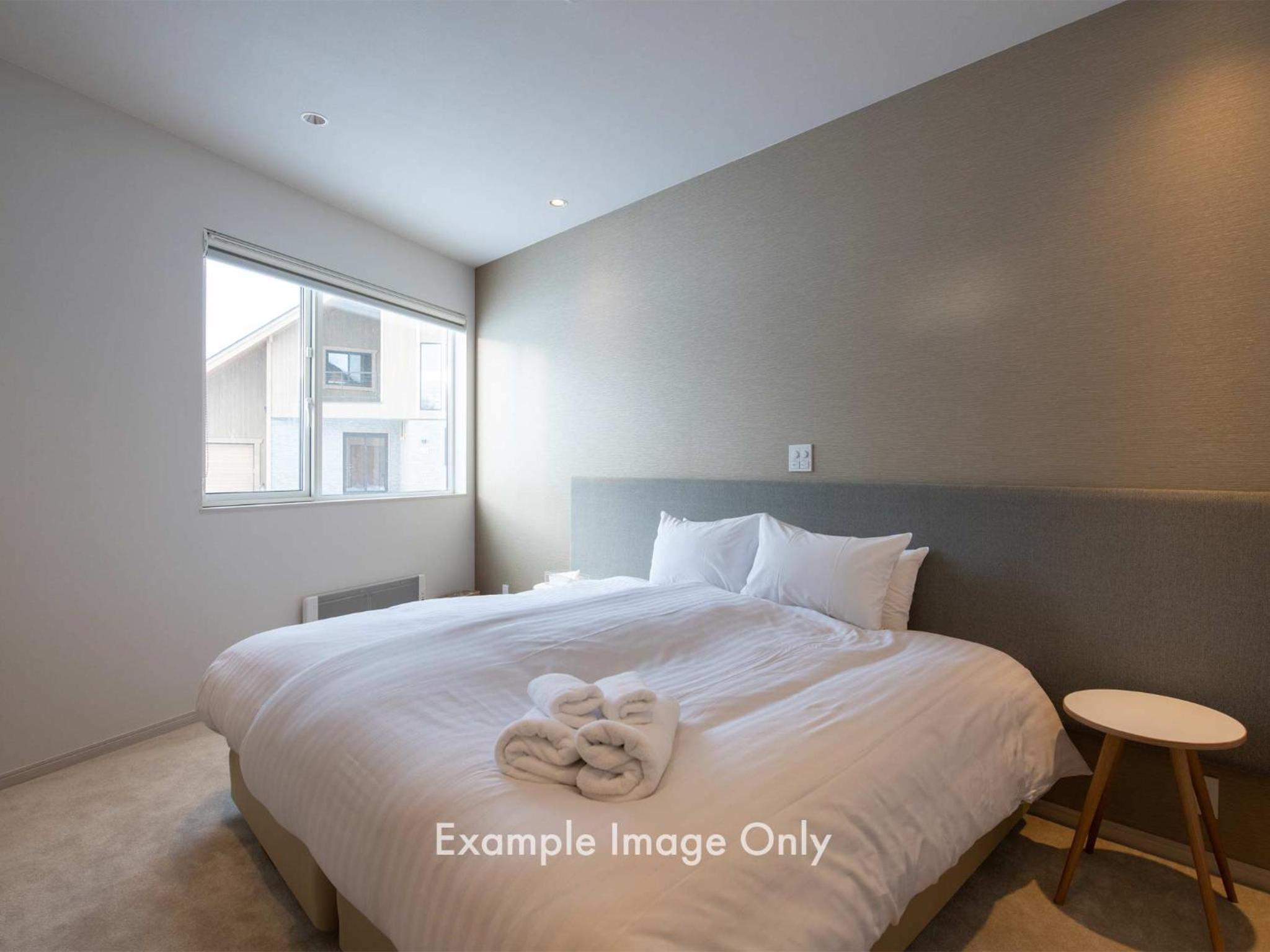 4 Bedrooms