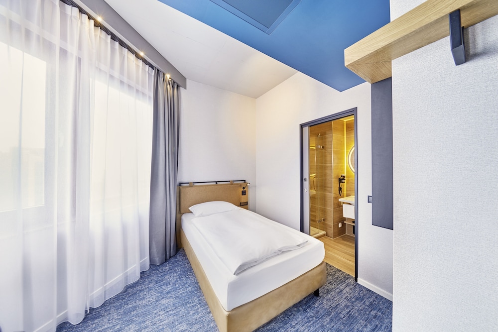 H2 Hotel Dusseldorf Seestern 14/30