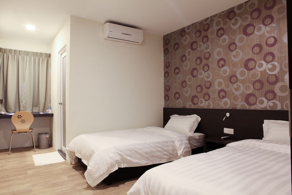 Hotel Mezzo 20/63