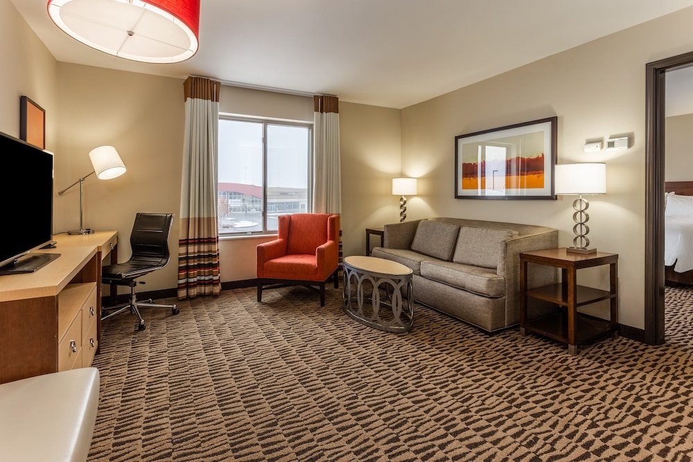 Hawthorn Suites By Wyndham Fargo 21/34