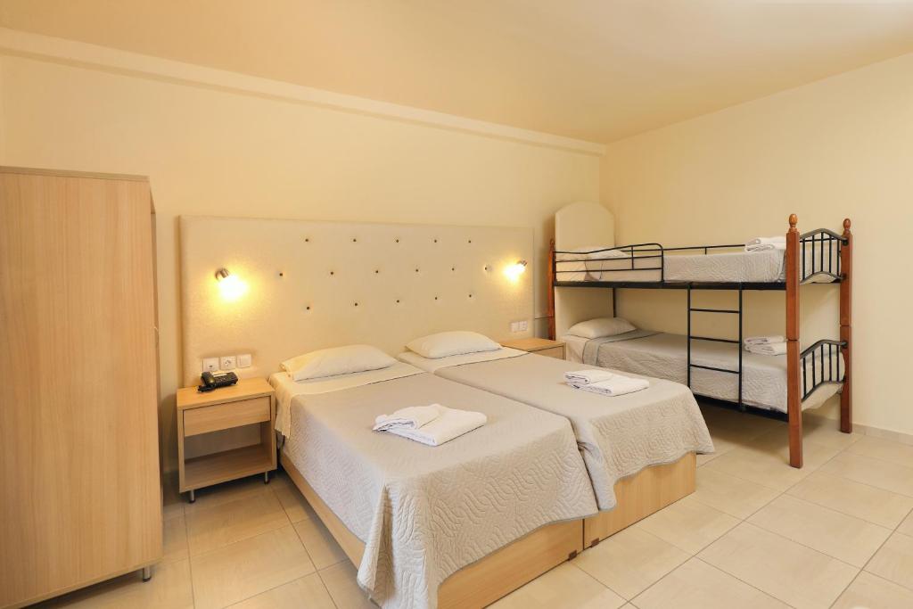 Sunbay Hotel 87/142