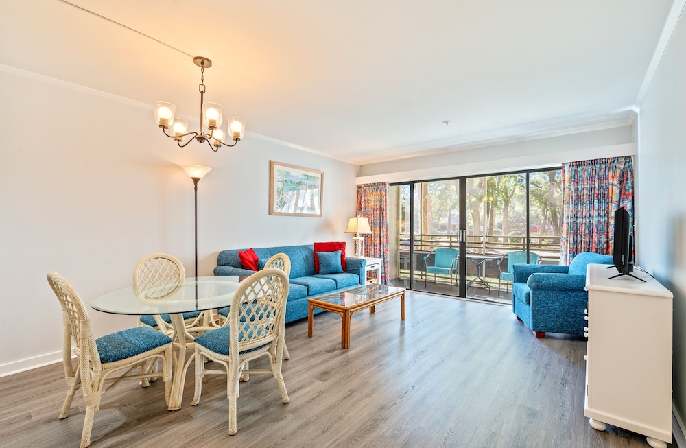 Ocean Creek Resort 48/73