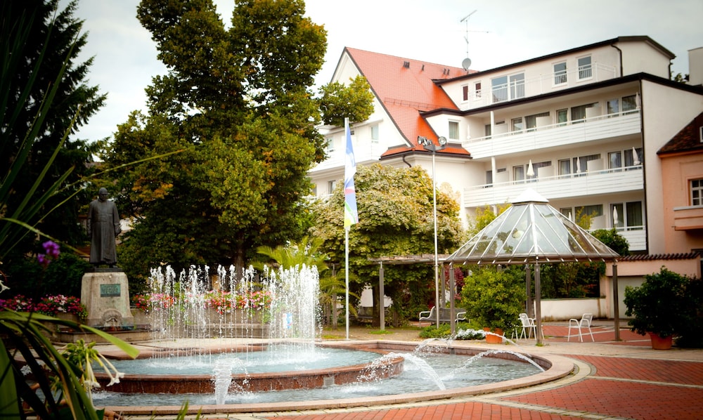 Kurhotel Roswitha 4/72