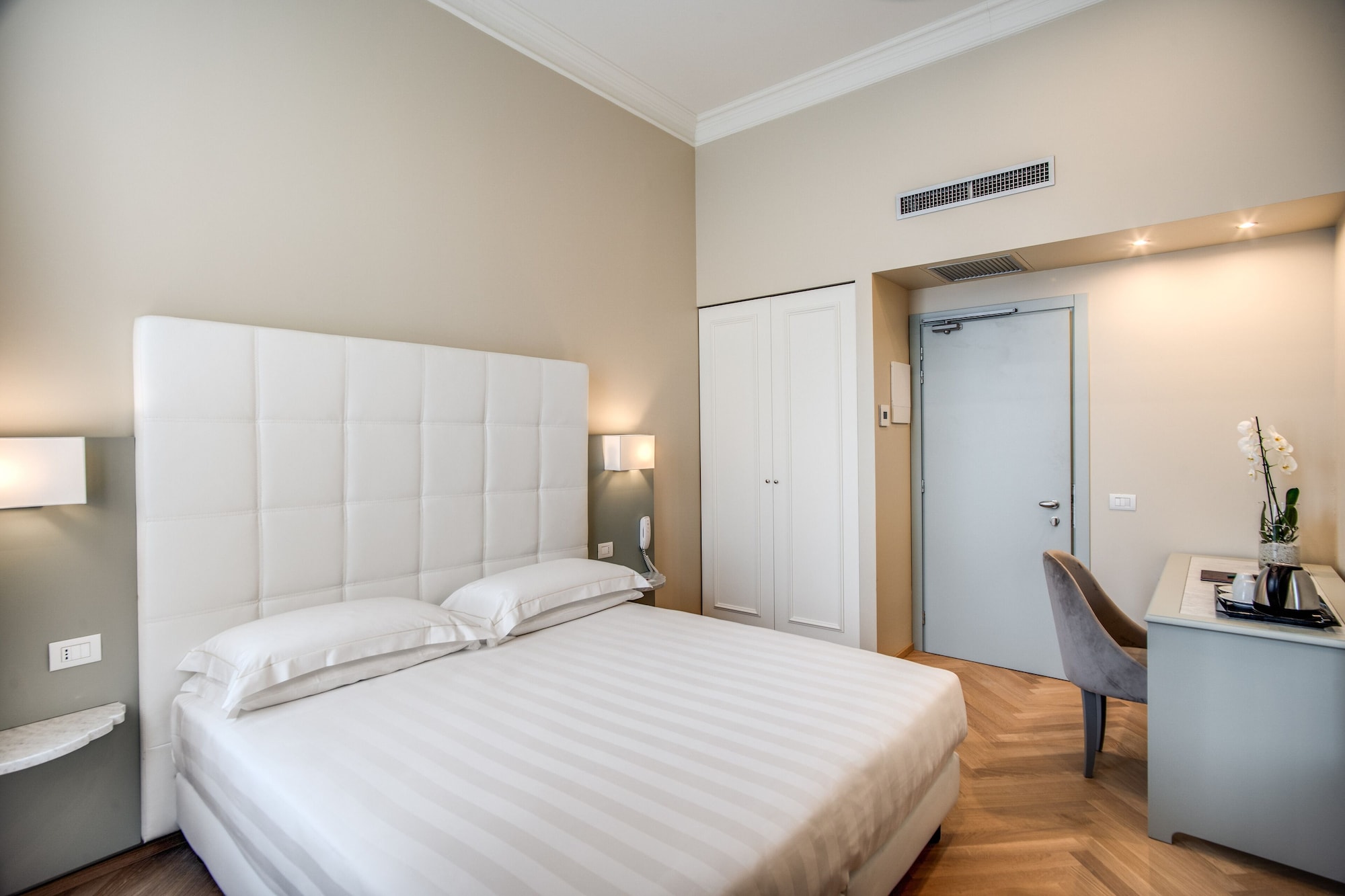 STANDARD, DOUBLE OR TWIN BED