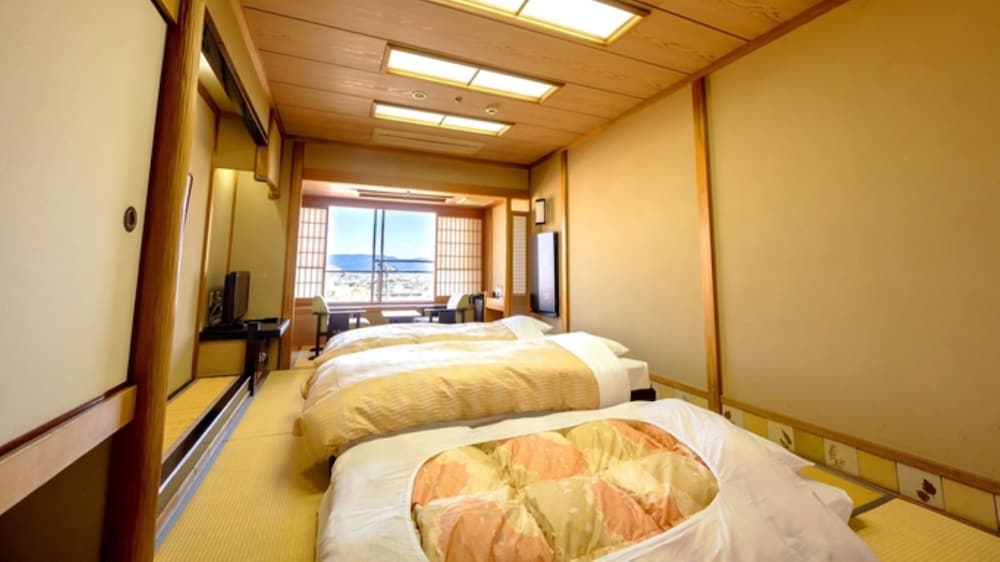 JAPANESE, EAST WING