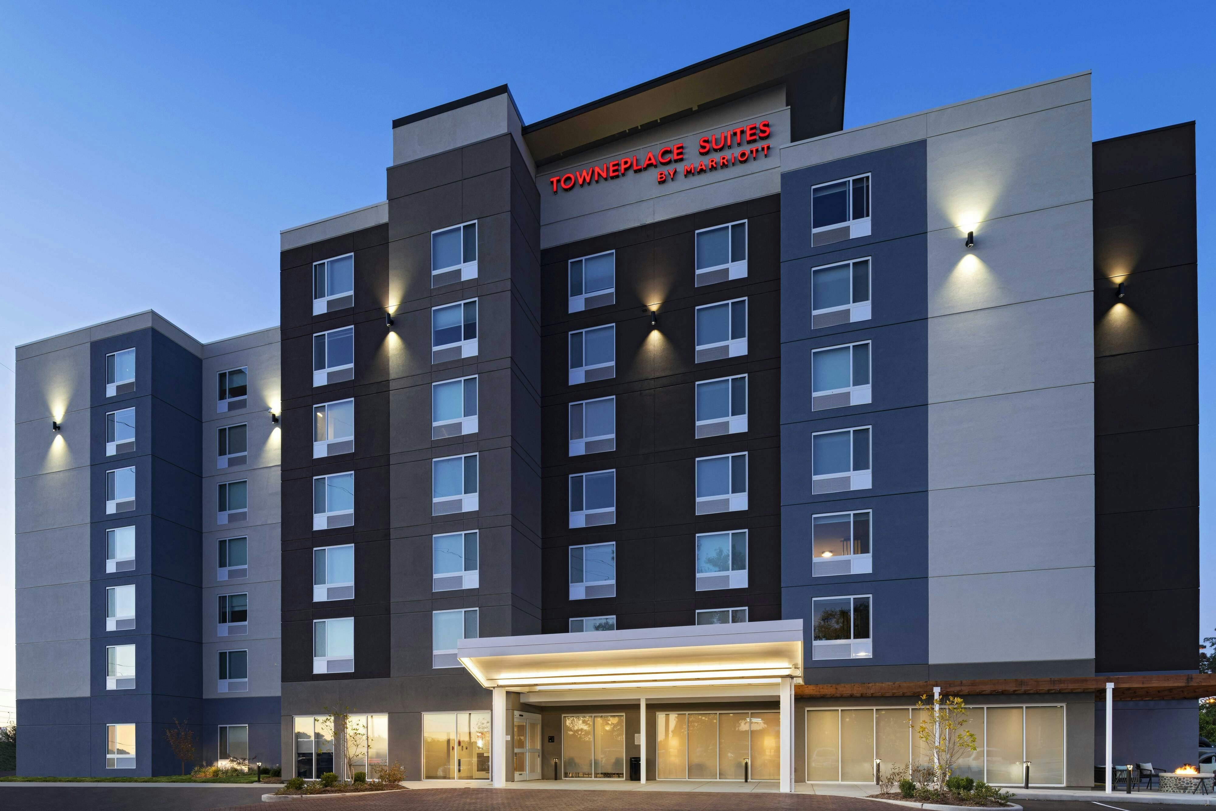 TownePlace Suites by Marriott Brentwood 1/14