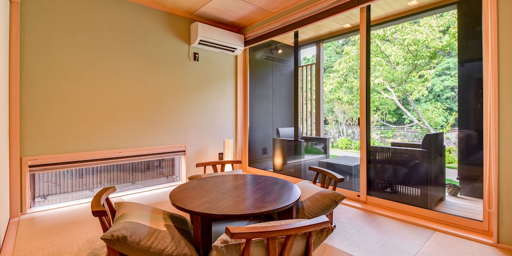 Auberge Yusura 34/50