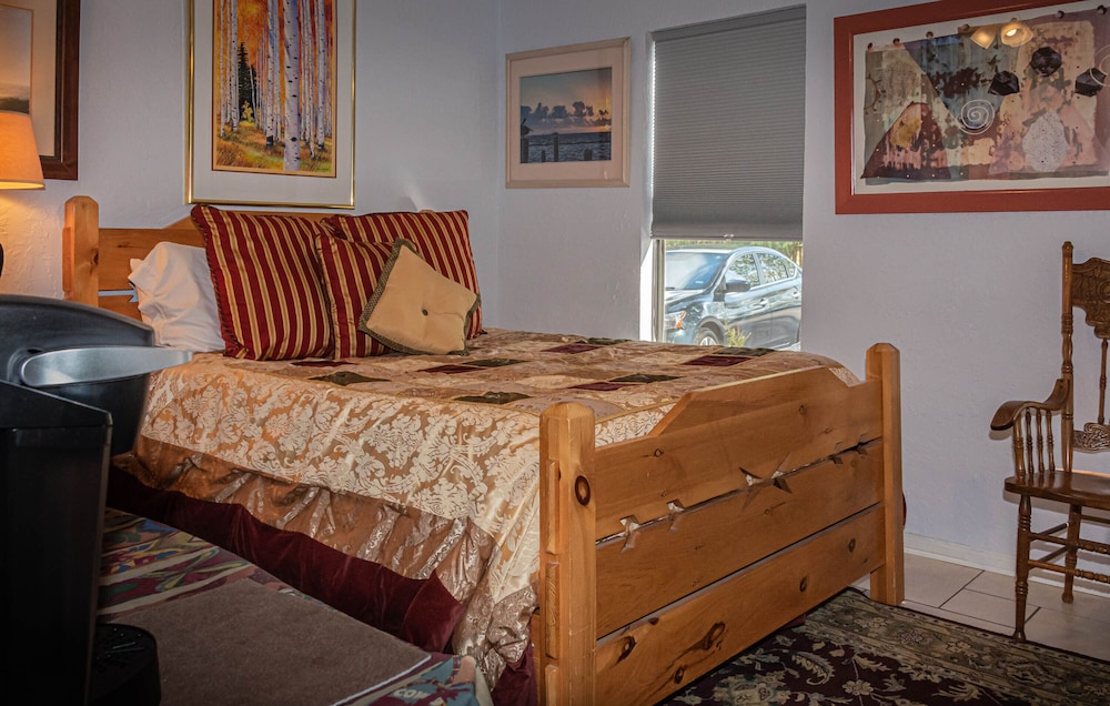 Cypress Fairway Village 16/50
