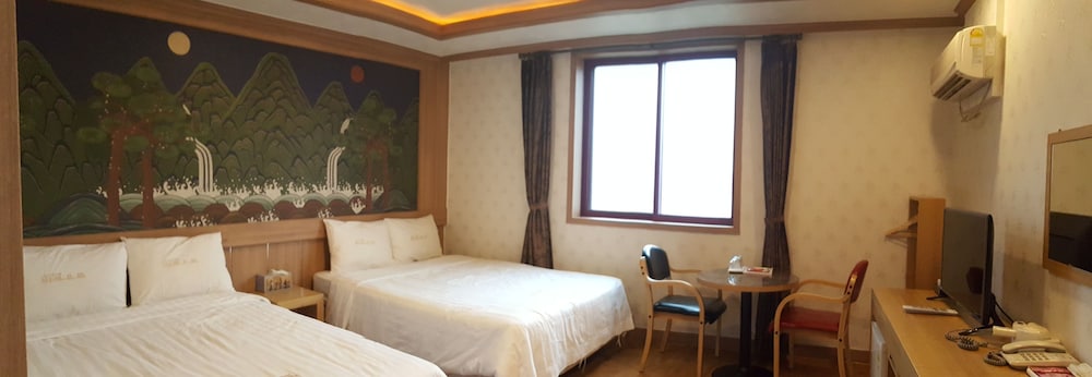 HOTEL PARKWOOD INCHEON AIRPORT 42/70