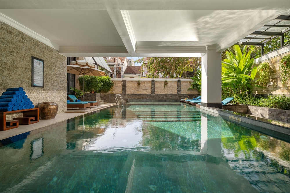 Royal Riverside Hoi An Hotel 37/75