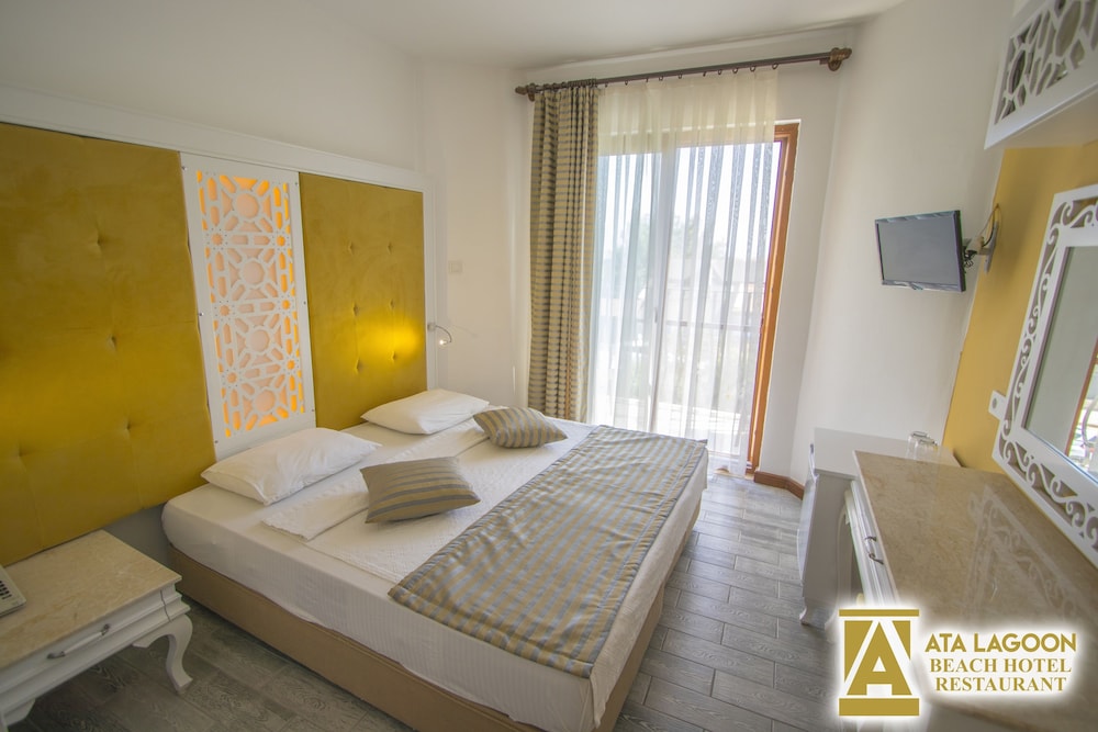 Ata Lagoon Beach Hotel 10/50