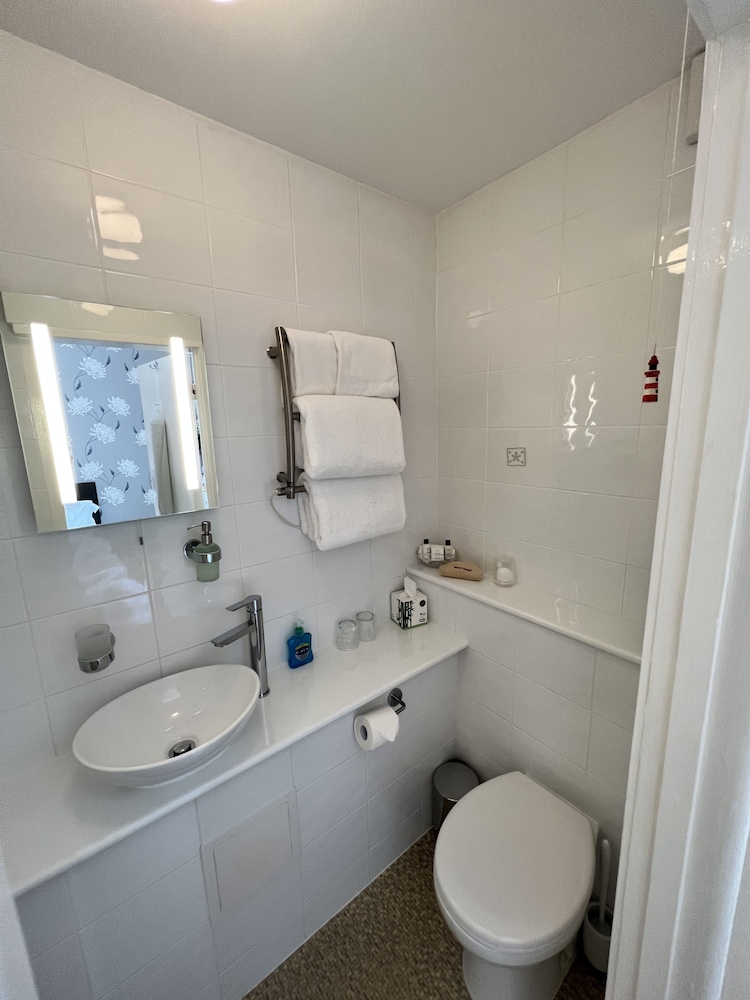 The Birkdale Guest House 47/50