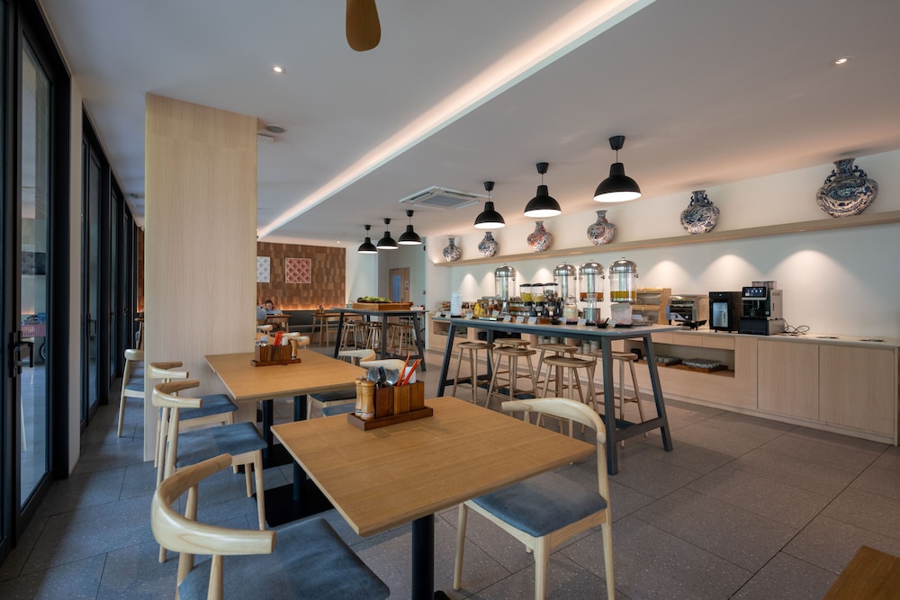 PAAK Hotel Suvarnabhumi 36/50
