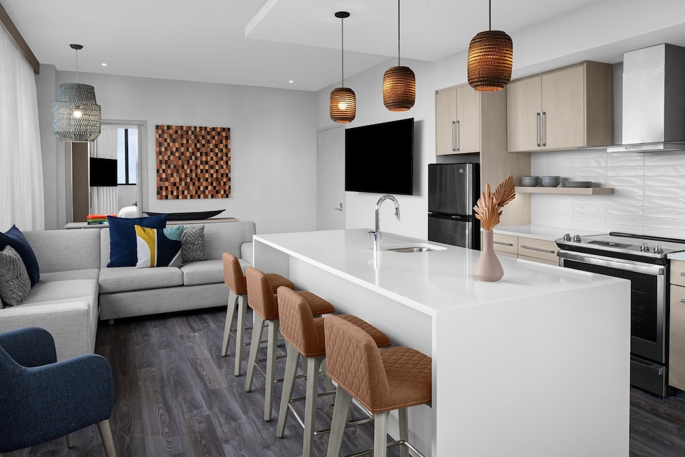 Element Miami Brickell 23/40