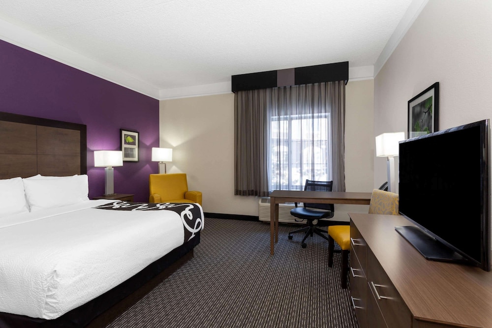 La Quinta Inn & Suites by Wyndham Denver Boulder-Louisville 7/44