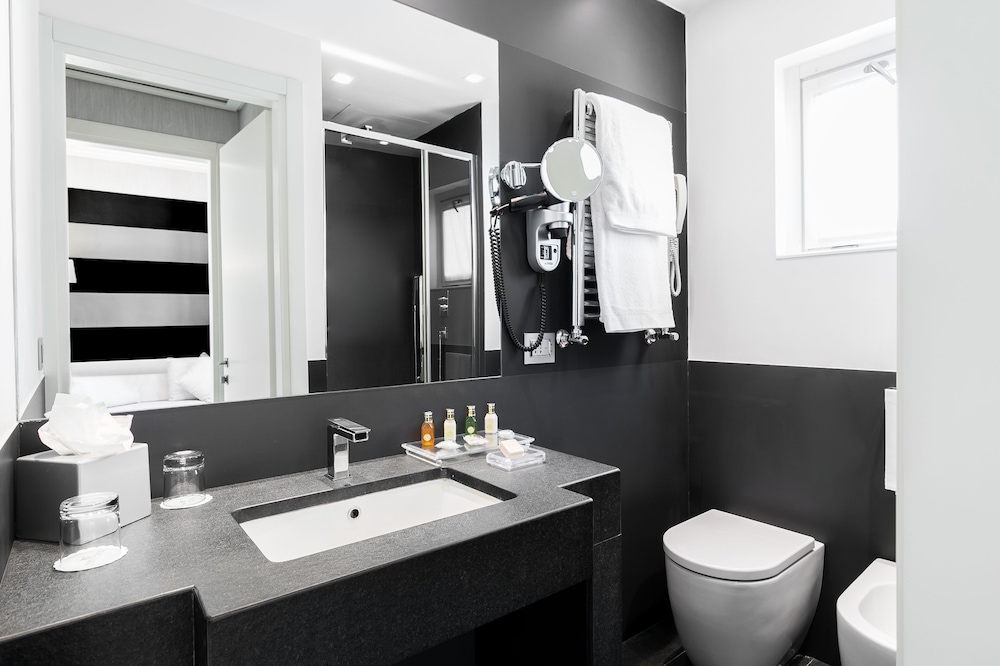 Hotel Mancino 12 28/32