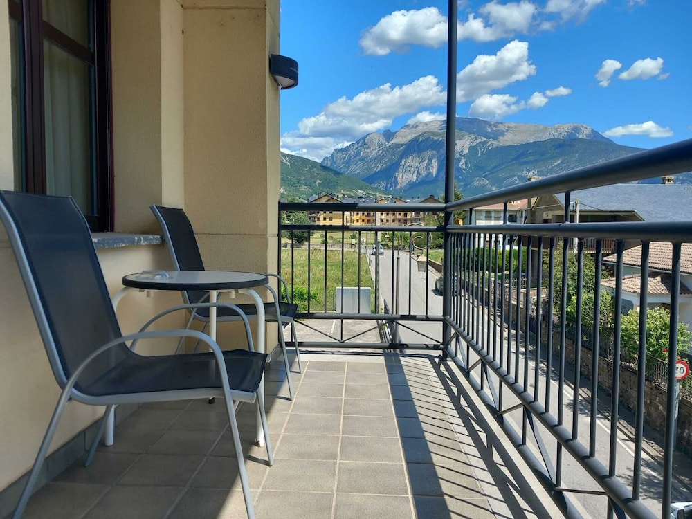 Hotel Cotiella 36/55