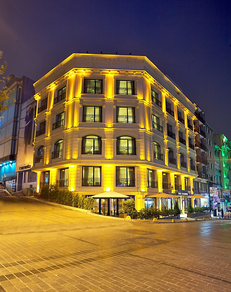 Momento Hotel Beyazit in ISTANBUL