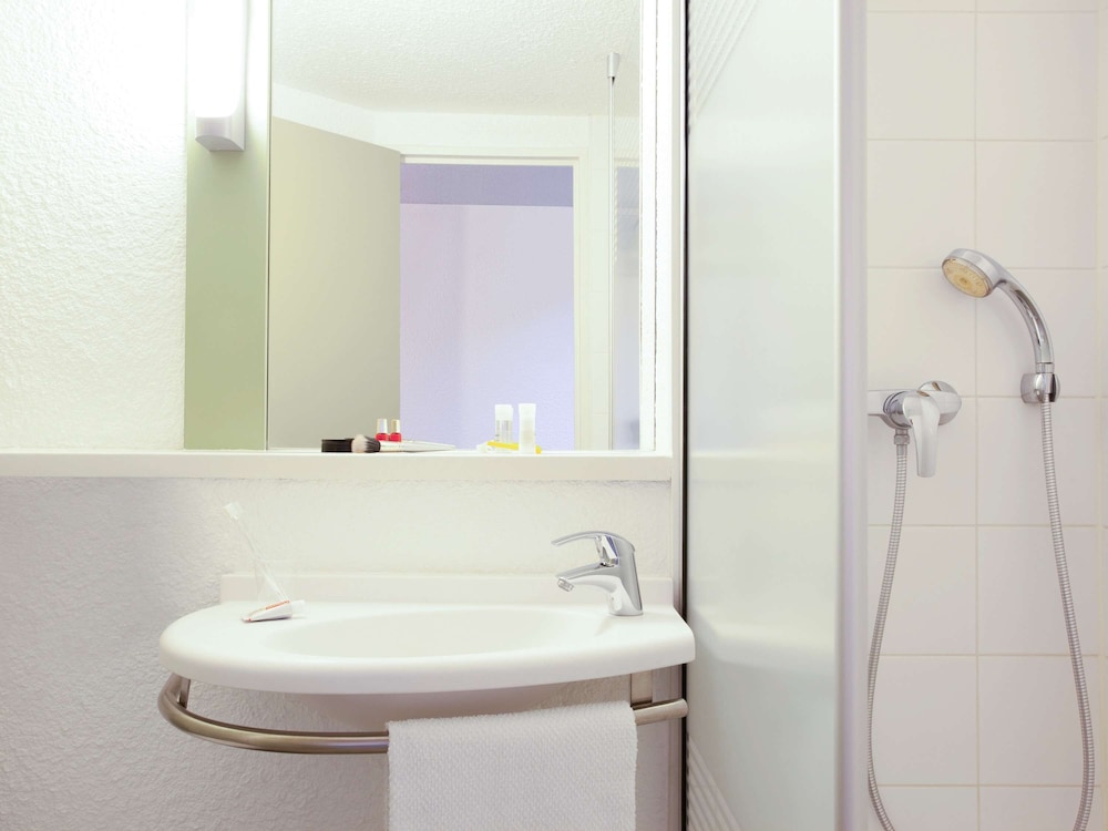 Ibis Budget Tarbes 15/38