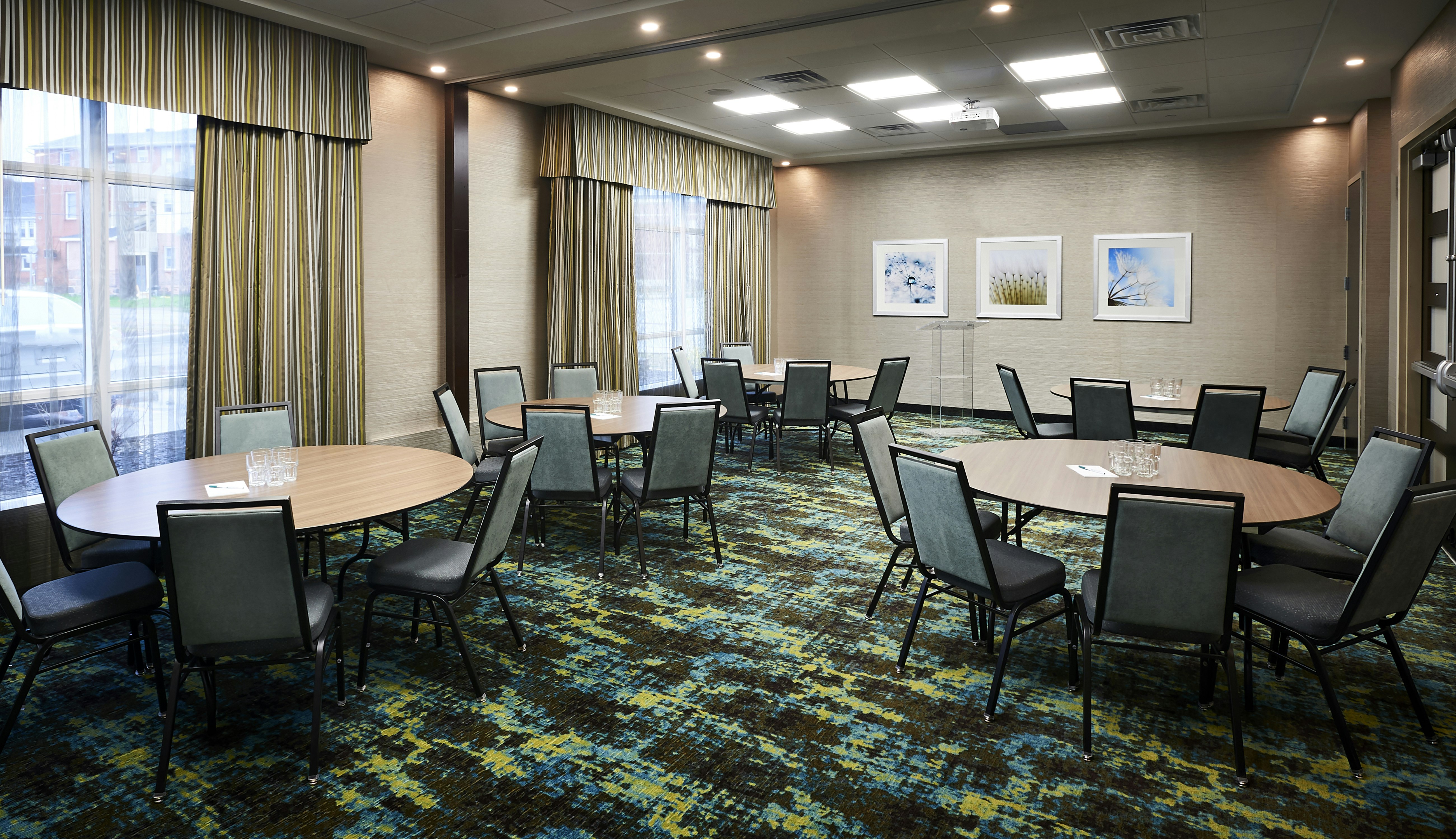 Homewood Suites By Hilton North Bay 17/20