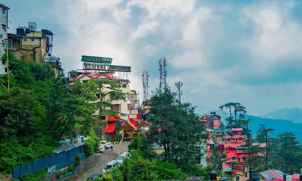 Hotel Ashiana Regency 40/45
