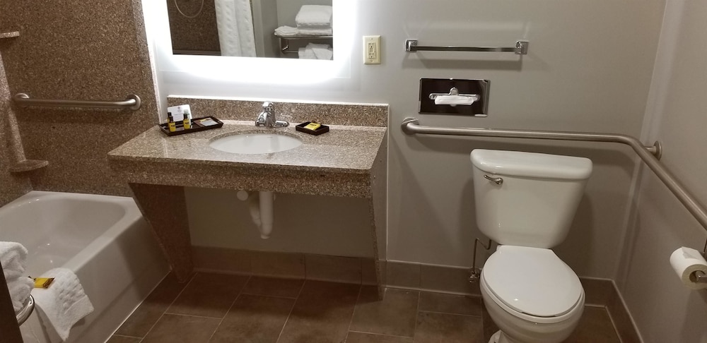 Best Western Plus St. Augustine I-95 8/42