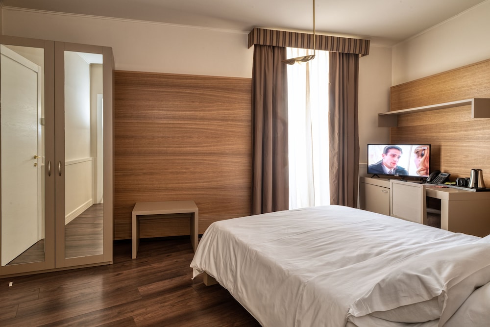 Hotel San Nicola 32/48