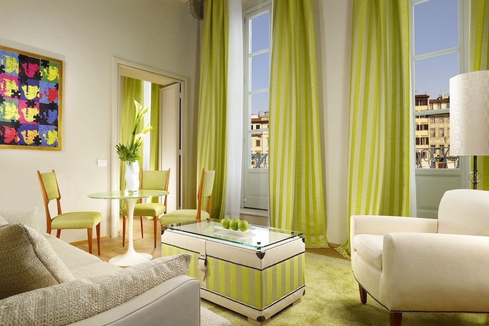 Grand Hotel Minerva 54/74