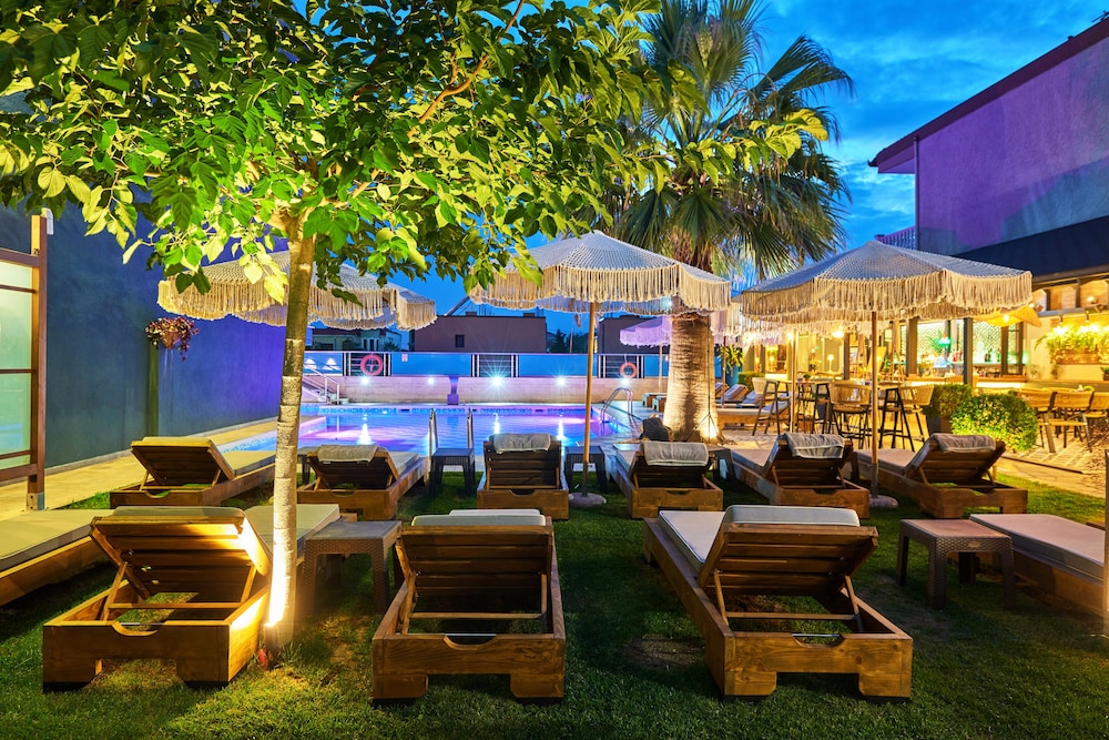 Principal New Leisure Hotel 24/37