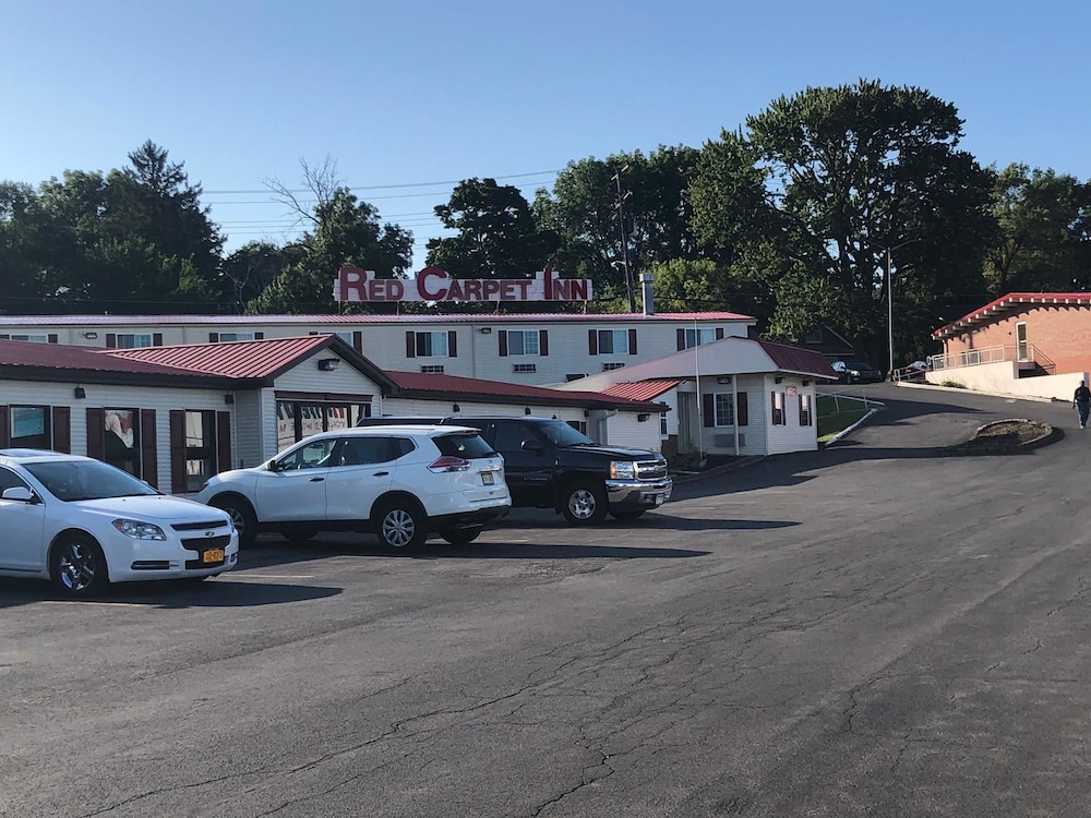 Red Carpet Inn North Syracuse 34/38