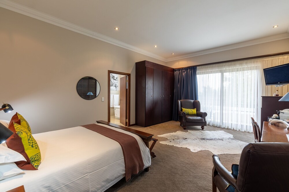 Hyde Park Guest House 33/73