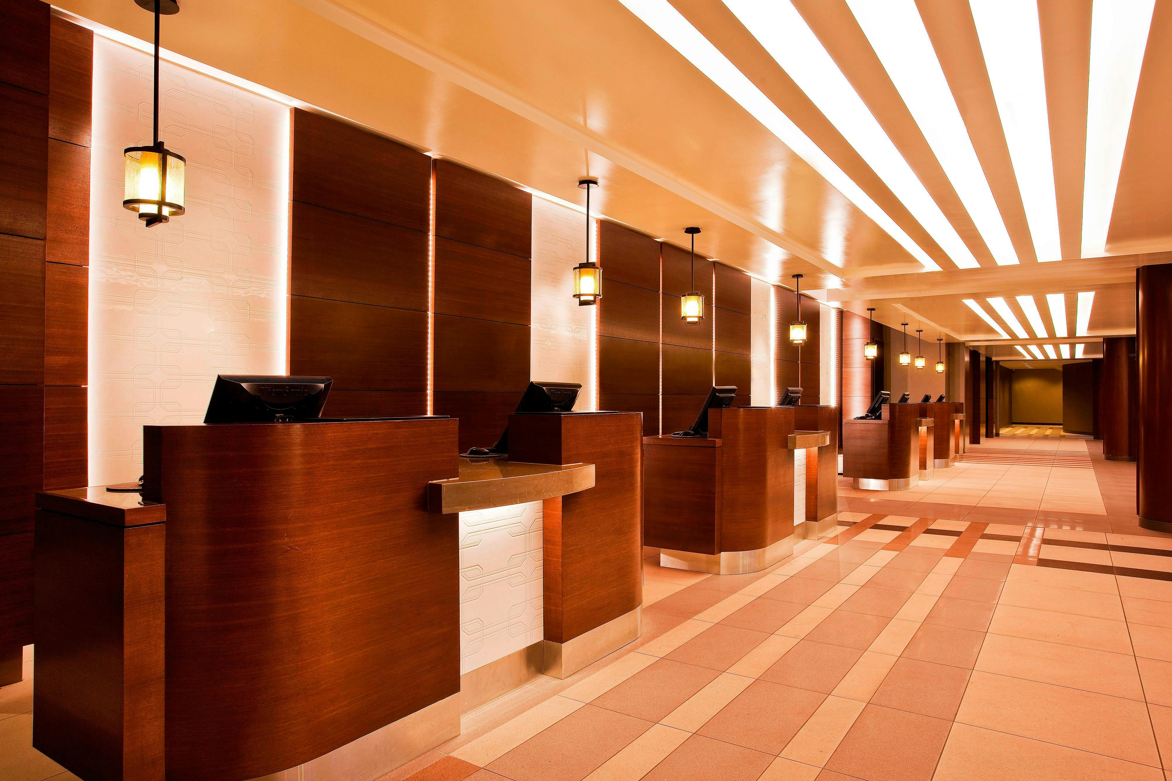 Lobby at Sheraton Kansas City Hotel At Crown Center, KANSAS CITY - MO