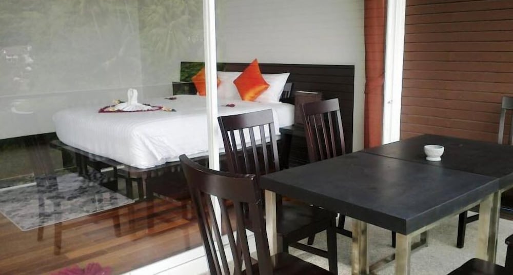 Lae Lay Suites 47/62