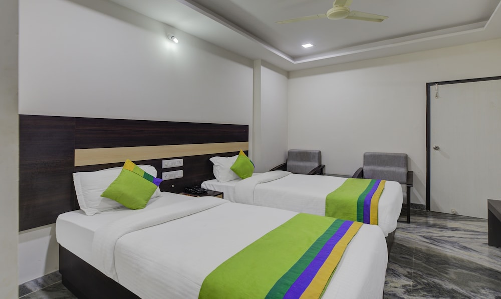 Hotel Royal Dezire 10/48