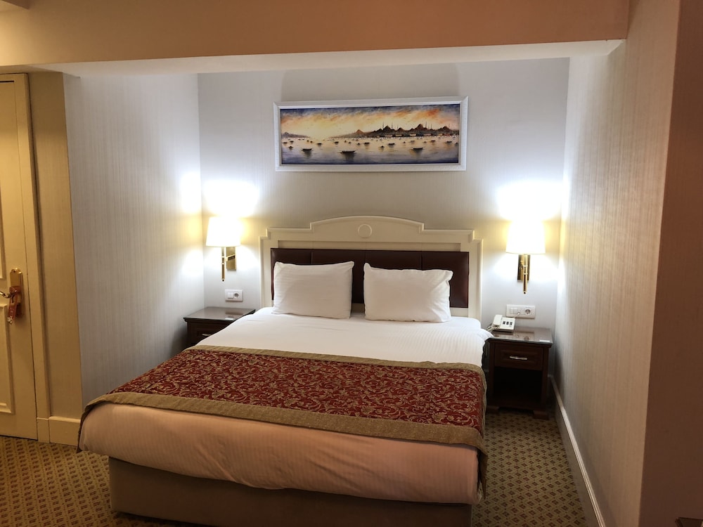 Taksim Metropark Hotel 11/50