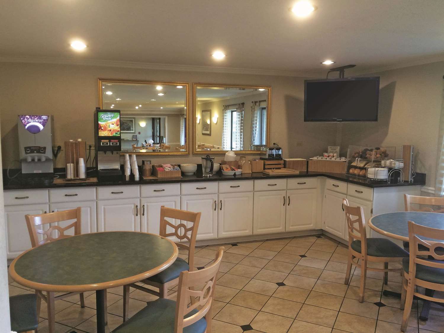 La Quinta Inn & Suites By Wyndham Chicago Gurnee 39/51
