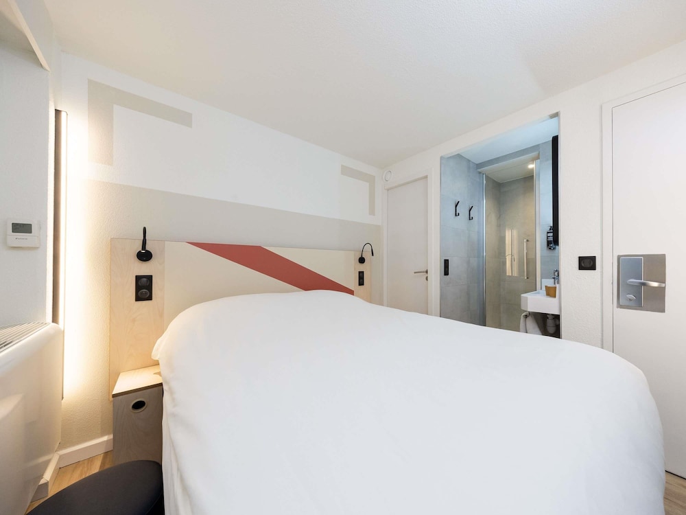 IBIS BUDGET BORDEAUX CENTRE MERIADECK 26/53