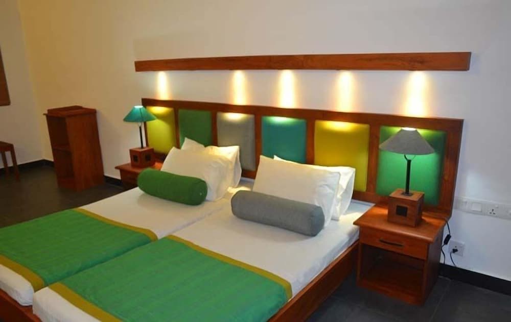 Star Beach Hotel 11/50
