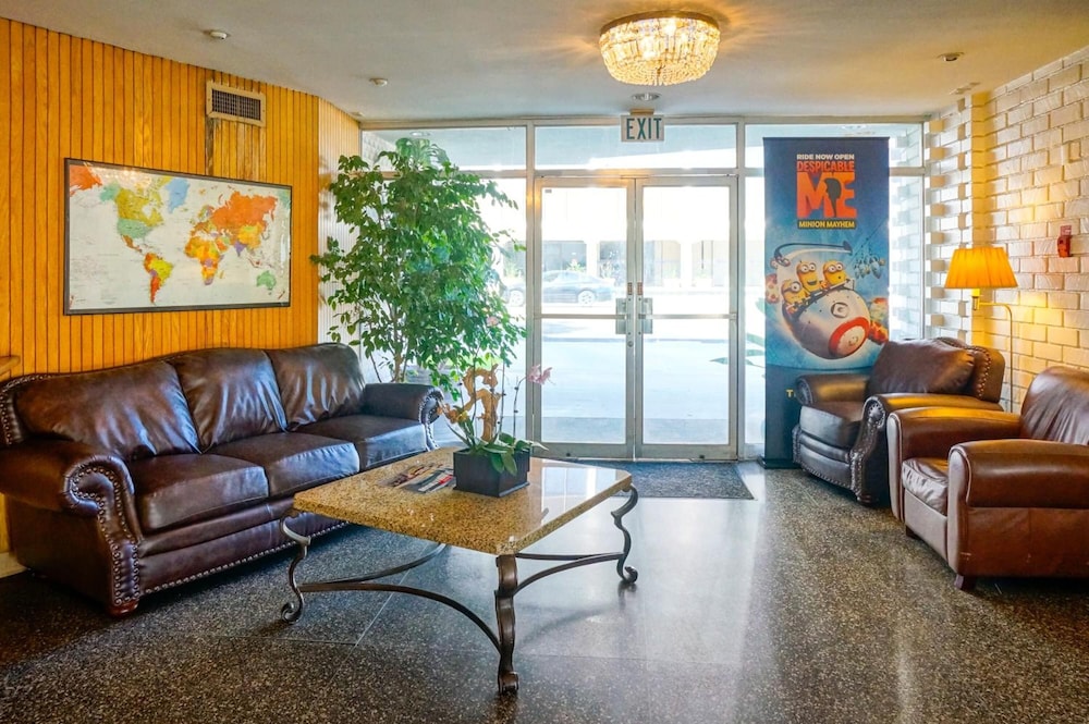 Dunes Inn Wilshire 48/72