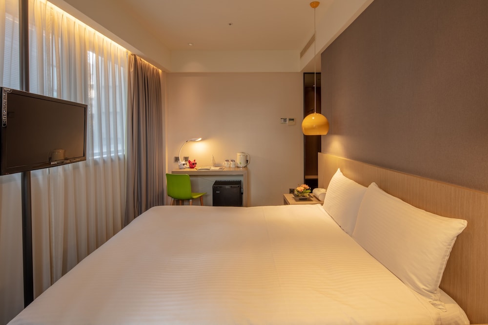 CHAIIN HOTEL DONGMEN 28/68